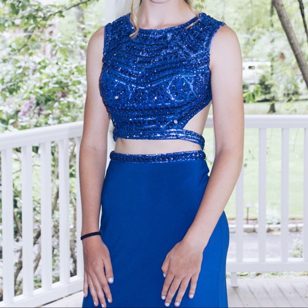 TWO PEICE SHERRI HILL royal blue full length dress